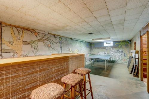 4003 52, Milwaukee WI 53220-2608 exterior