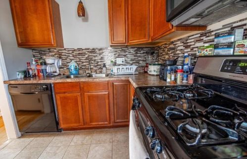 7735 20th Ave, Kenosha WI  53143-5816 exterior