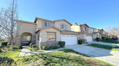 53221 Savannah Ct, Lake Elsinore CA  92532-1623 exterior