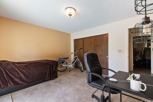 1205 Marwen Dr, Ukiah CA  95482-5634 exterior