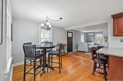 141 Cedarhurst Ln, Milford CT  06461-2721 exterior