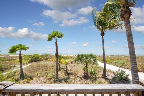 6000 Gulf Rd, Fort Myers Beach FL  33931-4315 exterior