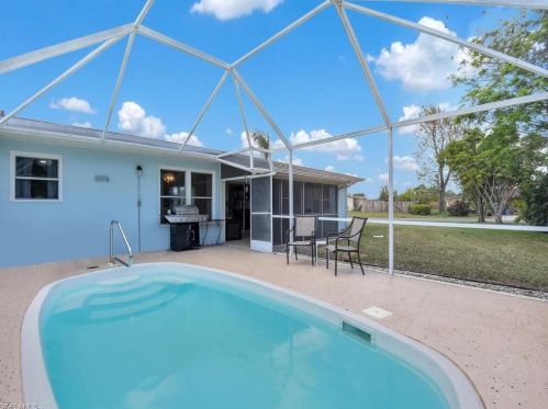 102 Stafford Pl, Lehigh Acres FL 33936-5954 exterior