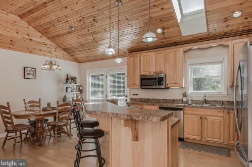 14938 Molly Pitcher Hwy, Upton PA 17225-9457 exterior