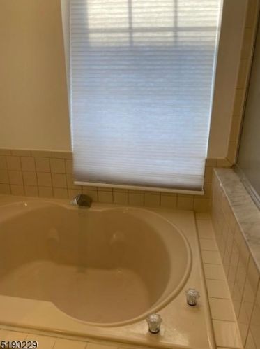 13 Gordon Cir, Parsippany NJ  07054-3413 exterior