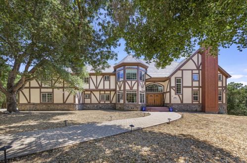 19890 Old Santa Cruz Hwy, Los Gatos, CA 95033-8843