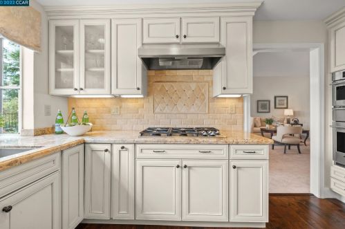 1194 Canyon Side Ave, San Ramon CA 94582-4556 exterior