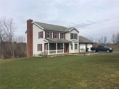 8193 Jericho Rd, Weedsport, NY 13166-9745