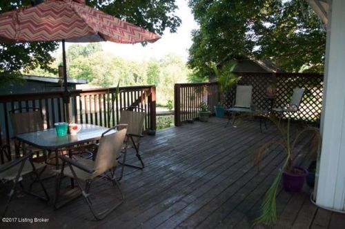 8674 Vigo Rd, Bagdad, KY 40003-7018