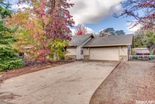 3034 Royce Dr, Rescue, CA 95672-9682