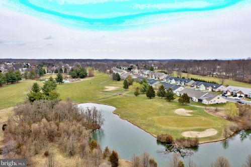 164 Pebble Beach Dr, Charles Town WV  25414-4074 exterior