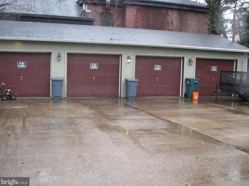 21 Collingswood Ave, Camden NJ  08107-1203 exterior