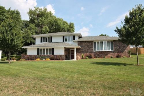 511 Willow St, Clarinda, IA 51632-2448