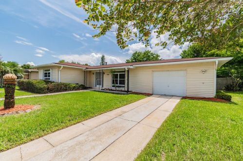 1160 Page Dr, Deltona FL  32725-6056 exterior