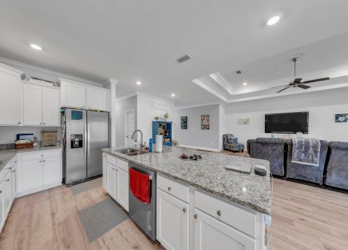 69 Hammock Oaks Blvd, Freeport FL  32439 exterior