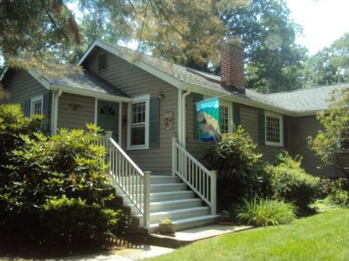 15 Range Rd, Norwalk, CT 06853-1121