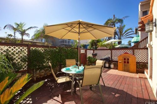 726 Jersey Ct, San Diego, CA 92109-7601