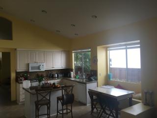 5230 Caminito Vista Lujo, San Diego CA  92130-2857 exterior