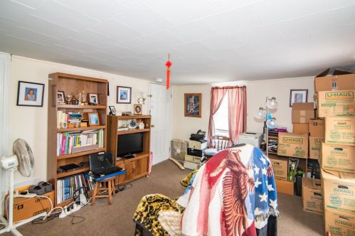 23 Bowers St, Nashua NH  03060-3904 exterior