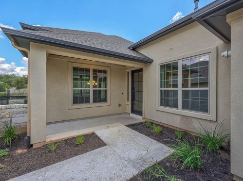 117 Fair Oaks Dr, Georgetown TX  78628 exterior