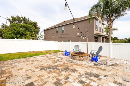 613 Hollow Glen Dr, Titusville FL  32780-3279 exterior