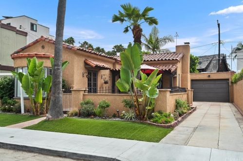 90 Giralda Walk, Long Beach, CA 90803-4126