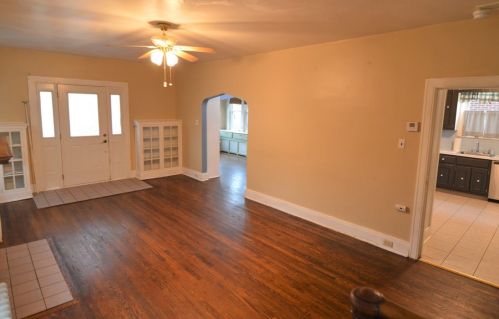 319 Margaret St, Jeannette PA  15644-1824 exterior