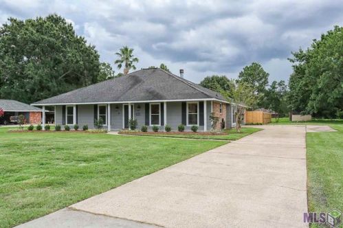 10532 Ribbonwood Ave, Baker, LA 70714-6118