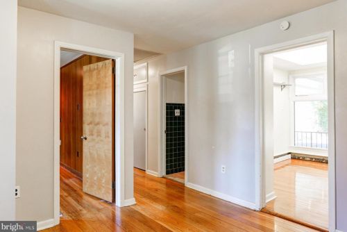 2958 Lincoln St, Camp Hill PA  17011-2832 exterior