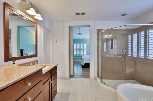 1326 Creekside Dr, Chula Vista CA 91915-2520 exterior