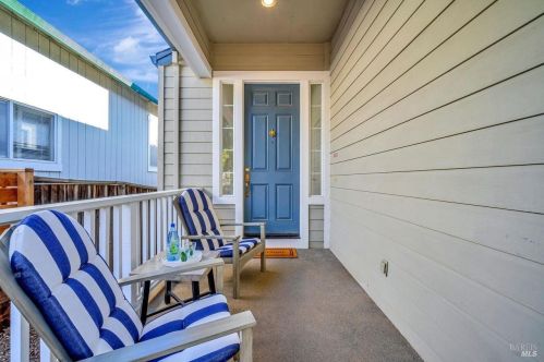 5634 Raters Dr, Santa Rosa, CA 95409-4314