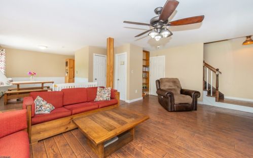 50 Broadway, Hopatcong NJ  07843-1147 exterior