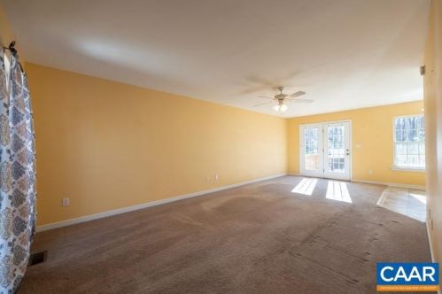 2286 Ridge Rd, Bybee VA  22963-4006 exterior