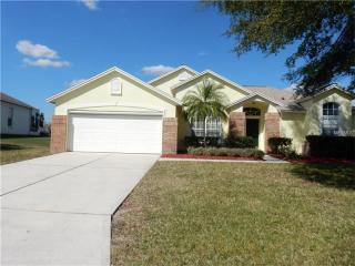 650 Via Bianca Dr, Davenport, FL 33896-6555