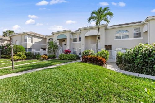 13080 Castle Harbour Dr, Naples, FL 34110-8131