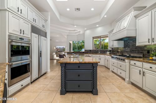 6487 Malcomb Dr, Scottsdale AZ  85253-5359 exterior