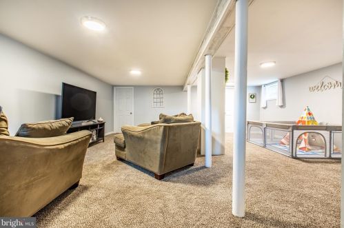 958 Buck Dr, Dover DE  19901-6650 exterior