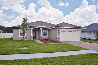 303 Bentley Oaks Blvd, Auburndale, FL 33823-2055