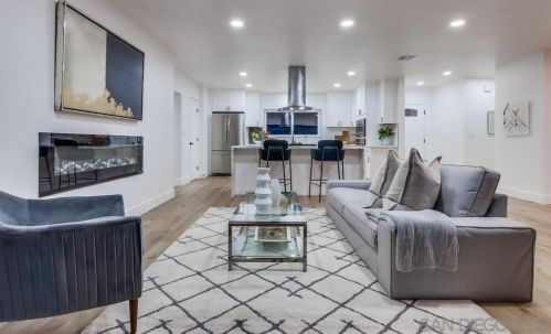 5057 September St, San Diego CA  92110-1222 exterior
