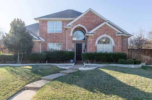 9713 Capilano Dr, Plano, TX 75025-6497