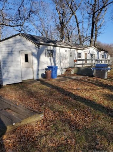 30 Dubois Rd, Uncasville, CT 06382-2012