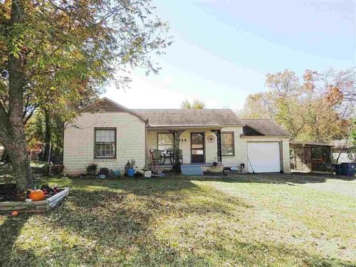 646 Emmons St, Kilgore, TX 75662-3934