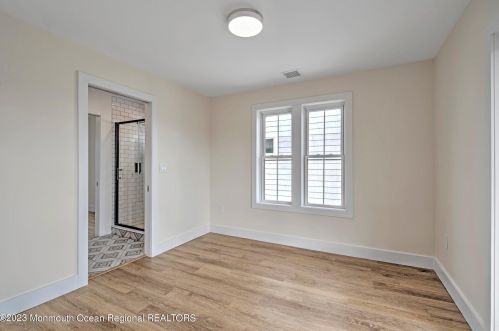 1217 Niihau Dr, Lacey NJ  08731-4702 exterior