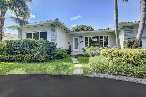 1270 100th St, Miami, FL 33138-2604
