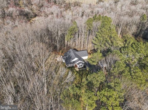 25 Countryside Dr, Fredericksburg VA  22406-4142 exterior