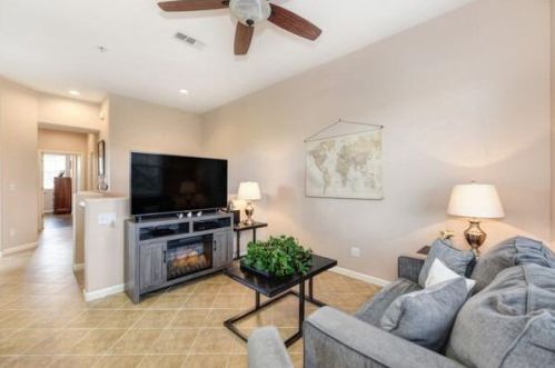 10948 Tower Park Dr, Rancho Cordova CA  95670-6264 exterior