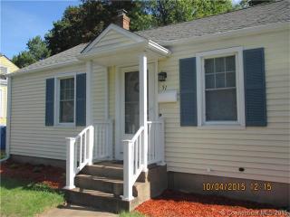51 Essex St, Manchester, CT 06040-4003