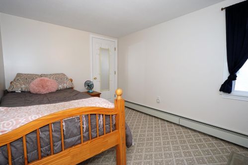 16 Beach St, Fremont NH  03044-3565 exterior