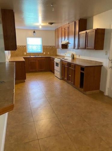 2111 Timberlane St, Conroe TX  77301-1135 exterior