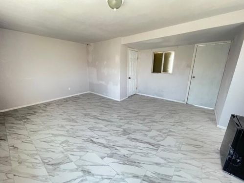 115 2nd Ave, Barstow CA  92311-2856 exterior